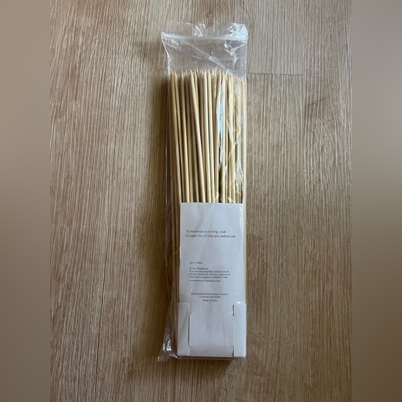 Bag of Bamboo Skewers for Grilling - Picture 2 of 2